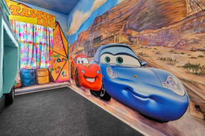 Great 8 br villa w games theater pool by Disney